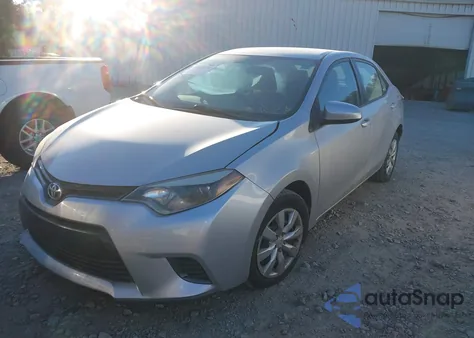 2016 Toyota Corolla Le z USA, uszkodzony, nr VIN 5YFBURHE6GP504439